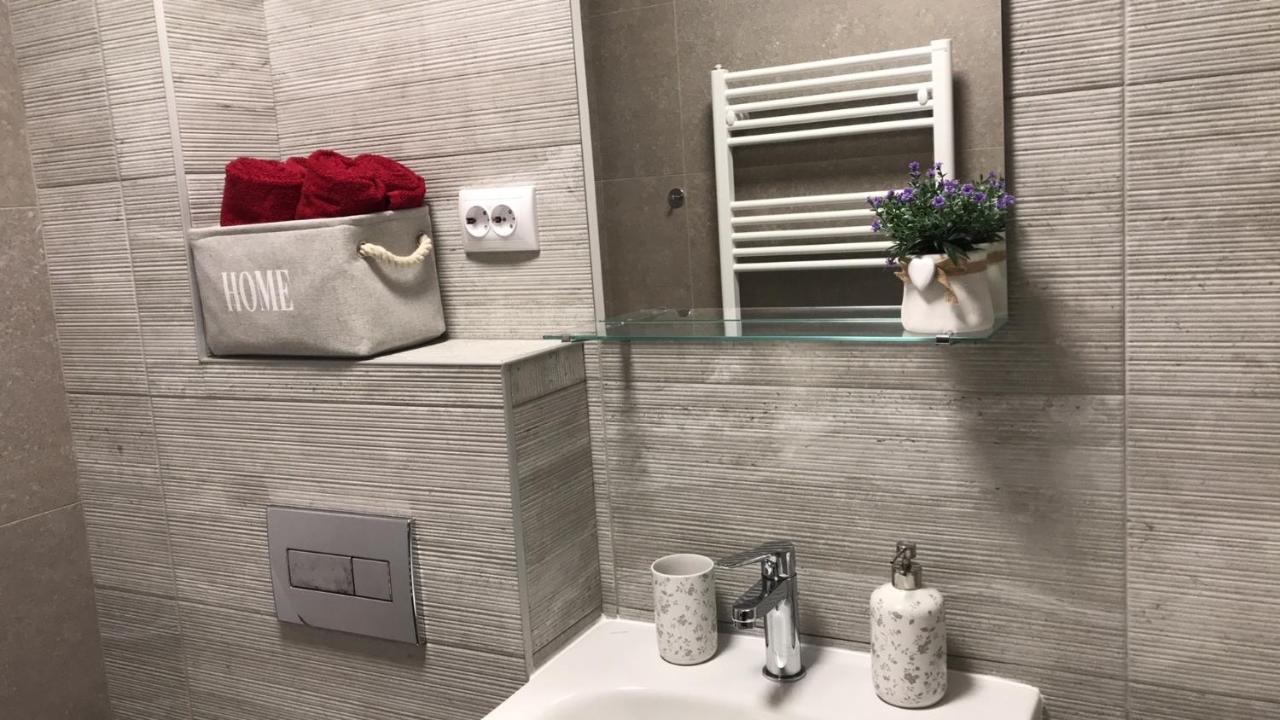 Anna'S Lovely Home 시기쇼아라 외부 사진